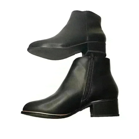 Lane Bryant Womens 8W Black Leather Bootie With Gold Trim  New With Box - Picture 6 of 9